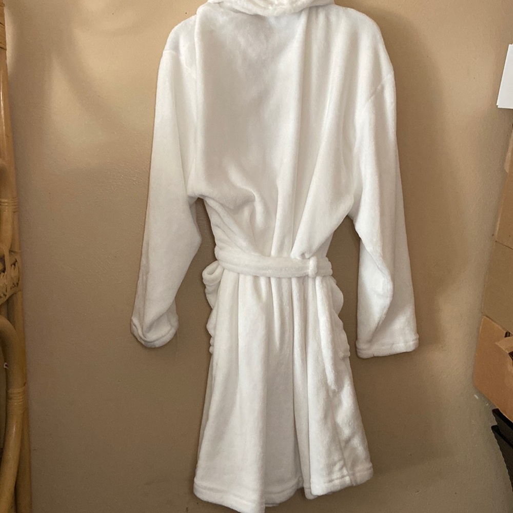 Noble House super soft plush white robe